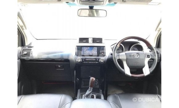 Buy Import Toyota Prado White Car in Import - Dubai in A'ana Buy Import Toyota Prado White Car in Import - Dubai in A'ana