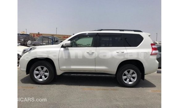 Buy Import Toyota Prado White Car in Import - Dubai in A'ana Buy Import Toyota Prado White Car in Import - Dubai in A'ana