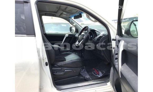 Buy Import Toyota Prado White Car in Import - Dubai in A'ana Buy Import Toyota Prado White Car in Import - Dubai in A'ana
