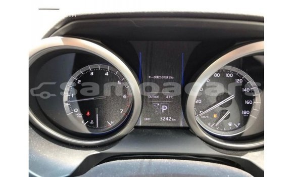 Buy Import Toyota Prado White Car in Import - Dubai in A'ana Buy Import Toyota Prado White Car in Import - Dubai in A'ana