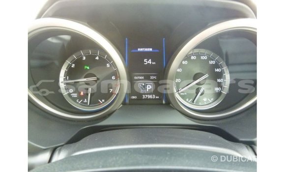 Buy Import Toyota Prado White Car in Import - Dubai in A'ana Buy Import Toyota Prado White Car in Import - Dubai in A'ana