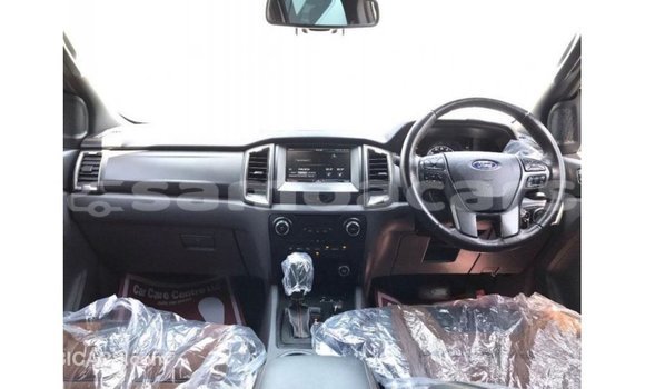 Acheter Import Voiture Ford Ranger Blanc à Import - Dubai, A'ana Acheter Import Voiture Ford Ranger Blanc à Import - Dubai, A'ana