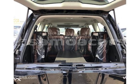 Buy Import Toyota Land Cruiser Black Car in Import - Dubai in A'ana Buy Import Toyota Land Cruiser Black Car in Import - Dubai in A'ana