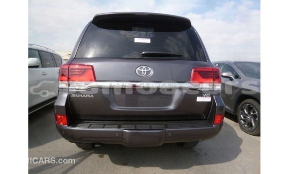 Buy Import Toyota Land Cruiser Other Car in Import - Dubai in A'ana Buy Import Toyota Land Cruiser Other Car in Import - Dubai in A'ana