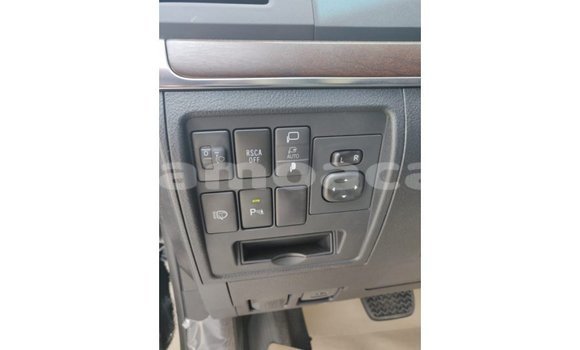 Buy Import Toyota Land Cruiser Black Car in Import - Dubai in A'ana Buy Import Toyota Land Cruiser Black Car in Import - Dubai in A'ana