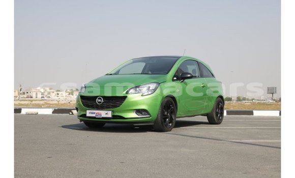 Acheter Import Voiture Opel Corsa Vert à Import - Dubai, A'ana