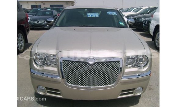 Buy Import Chrysler 300 Beige Car in Import - Dubai in A'ana Buy Import Chrysler 300 Beige Car in Import - Dubai in A'ana