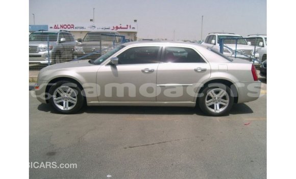 Buy Import Chrysler 300 Beige Car in Import - Dubai in A'ana Buy Import Chrysler 300 Beige Car in Import - Dubai in A'ana