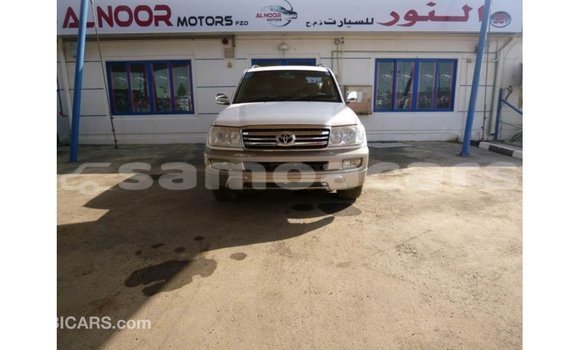Buy Import Toyota Land Cruiser White Car in Import - Dubai in A'ana Buy Import Toyota Land Cruiser White Car in Import - Dubai in A'ana