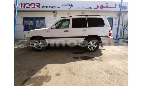 Buy Import Toyota Land Cruiser White Car in Import - Dubai in A'ana Buy Import Toyota Land Cruiser White Car in Import - Dubai in A'ana