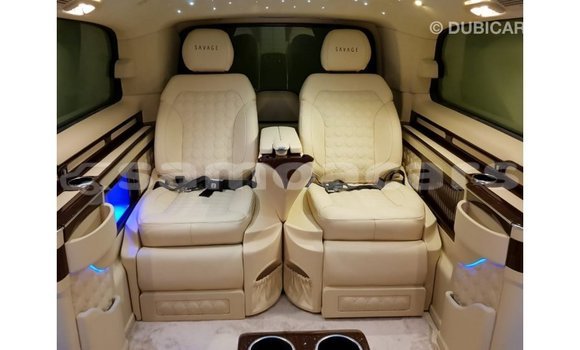 Buy Import Mercedes-Benz 250 Black Car in Import - Dubai in A'ana Buy Import Mercedes-Benz 250 Black Car in Import - Dubai in A'ana