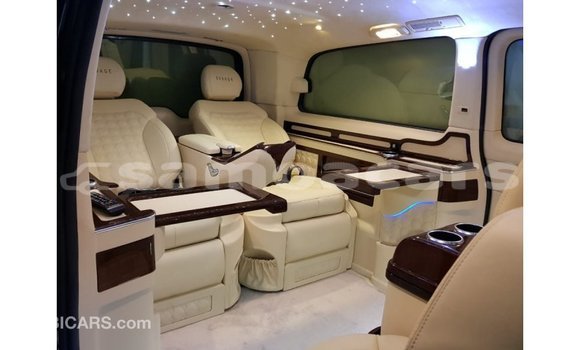 Buy Import Mercedes-Benz 250 Black Car in Import - Dubai in A'ana Buy Import Mercedes-Benz 250 Black Car in Import - Dubai in A'ana