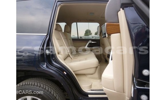 Buy Import Toyota Land Cruiser Blue Car in Import - Dubai in A'ana Buy Import Toyota Land Cruiser Blue Car in Import - Dubai in A'ana