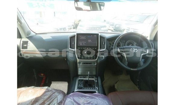 Buy Import Toyota Land Cruiser Red Car in Import - Dubai in A'ana Buy Import Toyota Land Cruiser Red Car in Import - Dubai in A'ana