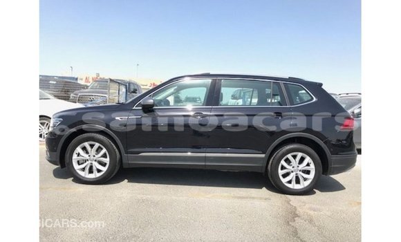 Buy Import Volkswagen Tiguan Black Car in Import - Dubai in A'ana Buy Import Volkswagen Tiguan Black Car in Import - Dubai in A'ana