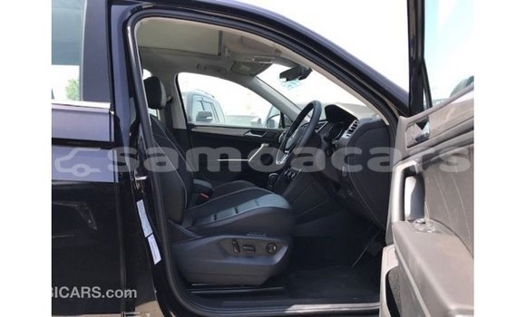 Buy Import Volkswagen Tiguan Black Car in Import - Dubai in A'ana Buy Import Volkswagen Tiguan Black Car in Import - Dubai in A'ana