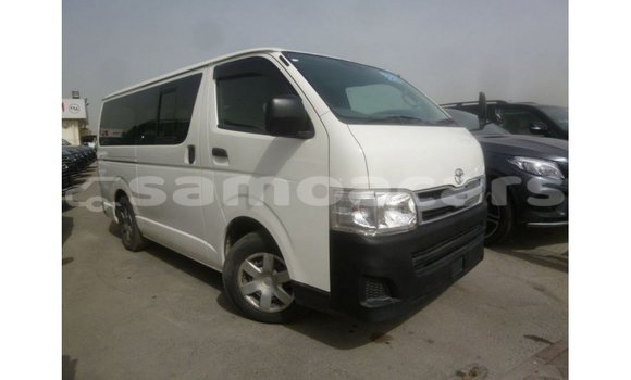 Acheter Import Voiture Toyota Hiace Blanc à Import - Dubai, A'ana Acheter Import Voiture Toyota Hiace Blanc à Import - Dubai, A'ana