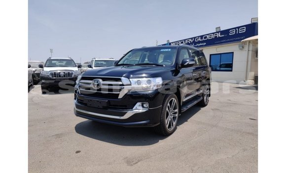 Buy Import Toyota Land Cruiser Black Car in Import - Dubai in A'ana Buy Import Toyota Land Cruiser Black Car in Import - Dubai in A'ana
