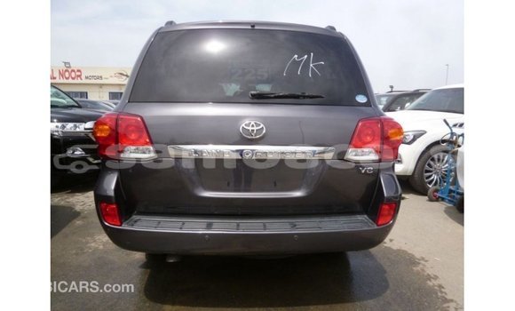 Buy Import Toyota Land Cruiser Other Car in Import - Dubai in A'ana Buy Import Toyota Land Cruiser Other Car in Import - Dubai in A'ana