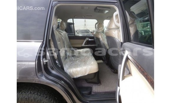 Buy Import Toyota Land Cruiser Other Car in Import - Dubai in A'ana Buy Import Toyota Land Cruiser Other Car in Import - Dubai in A'ana