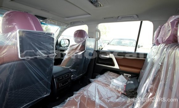 Buy Import Toyota Land Cruiser Black Car in Import - Dubai in A'ana Buy Import Toyota Land Cruiser Black Car in Import - Dubai in A'ana