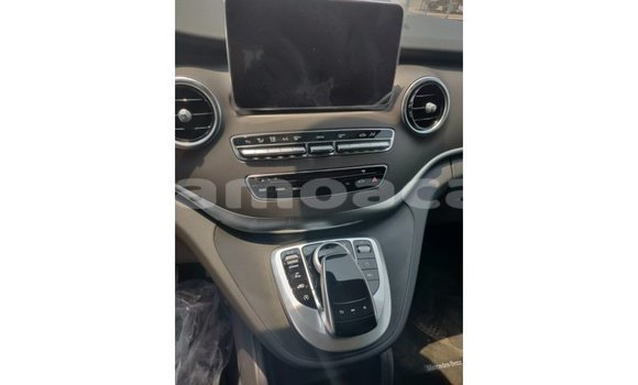 Buy Import Mercedes-Benz 250 Black Car in Import - Dubai in A'ana Buy Import Mercedes-Benz 250 Black Car in Import - Dubai in A'ana