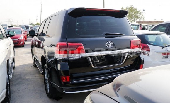 Buy Import Toyota Land Cruiser Black Car in Import - Dubai in A'ana Buy Import Toyota Land Cruiser Black Car in Import - Dubai in A'ana