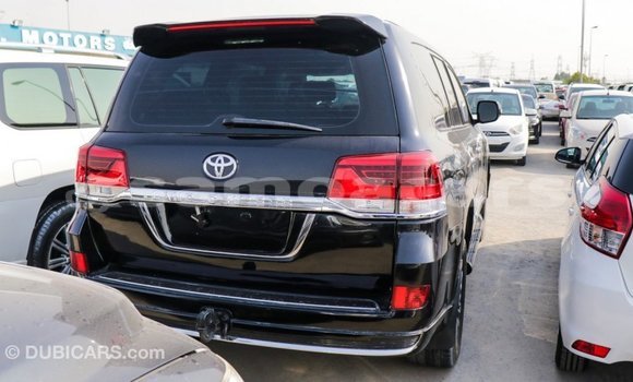 Buy Import Toyota Land Cruiser Black Car in Import - Dubai in A'ana Buy Import Toyota Land Cruiser Black Car in Import - Dubai in A'ana