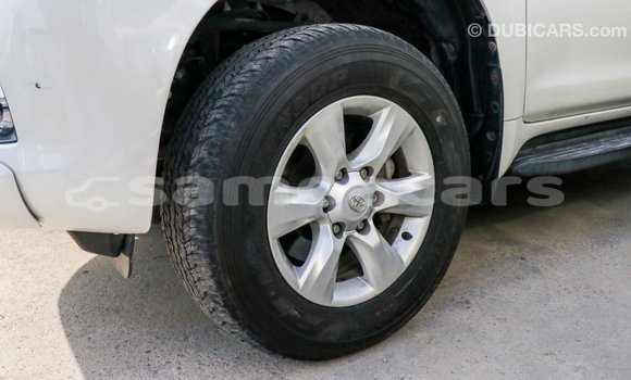 Buy Import Toyota Prado White Car in Import - Dubai in A'ana Buy Import Toyota Prado White Car in Import - Dubai in A'ana