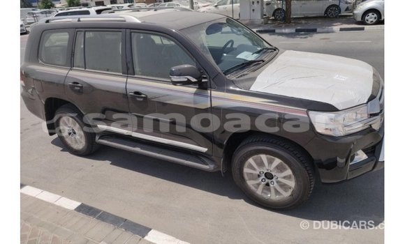 Acheter Import Voiture Toyota Land Cruiser Noir à Import - Dubai, A'ana Acheter Import Voiture Toyota Land Cruiser Noir à Import - Dubai, A'ana