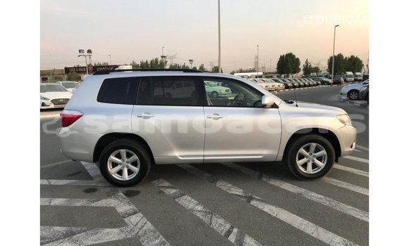 Acheter Import Voiture Toyota Highlander Autre à Import - Dubai, A'ana Acheter Import Voiture Toyota Highlander Autre à Import - Dubai, A'ana
