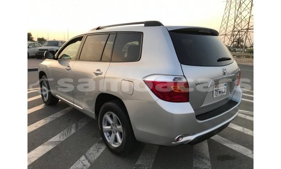 Acheter Import Voiture Toyota Highlander Autre à Import - Dubai, A'ana Acheter Import Voiture Toyota Highlander Autre à Import - Dubai, A'ana