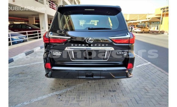 Acheter Import Voiture Lexus LX Noir à Import - Dubai, A'ana Acheter Import Voiture Lexus LX Noir à Import - Dubai, A'ana