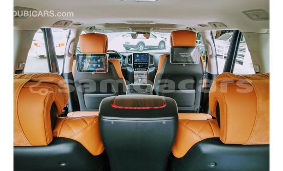 Buy Import Toyota Land Cruiser Black Car in Import - Dubai in A'ana Buy Import Toyota Land Cruiser Black Car in Import - Dubai in A'ana