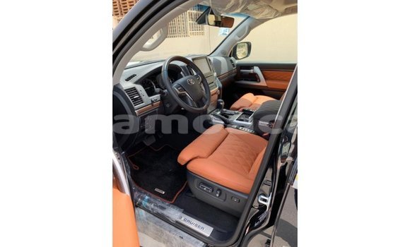 Buy Import Toyota Land Cruiser Black Car in Import - Dubai in A'ana Buy Import Toyota Land Cruiser Black Car in Import - Dubai in A'ana