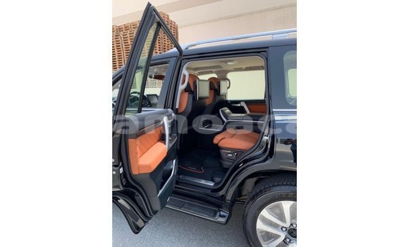 Buy Import Toyota Land Cruiser Black Car in Import - Dubai in A'ana Buy Import Toyota Land Cruiser Black Car in Import - Dubai in A'ana