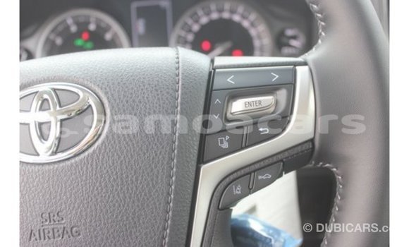 Buy Import Toyota Land Cruiser White Car in Import - Dubai in A'ana Buy Import Toyota Land Cruiser White Car in Import - Dubai in A'ana