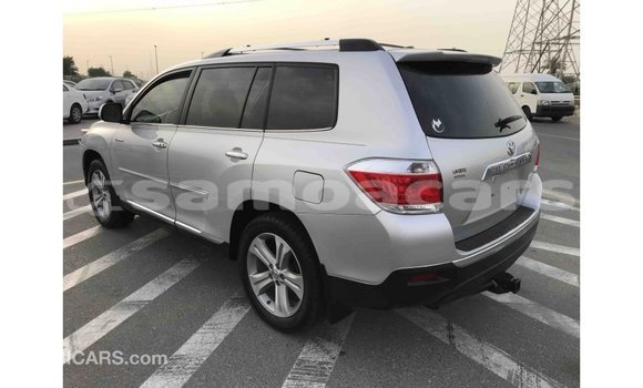 Acheter Import Voiture Toyota Highlander Autre à Import - Dubai, A'ana Acheter Import Voiture Toyota Highlander Autre à Import - Dubai, A'ana