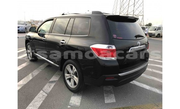 Acheter Import Voiture Toyota Highlander Noir à Import - Dubai, A'ana Acheter Import Voiture Toyota Highlander Noir à Import - Dubai, A'ana