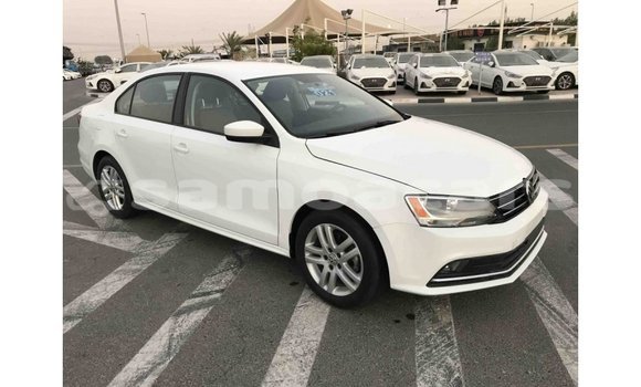 Acheter Import Voiture Volkswagen Jetta Blanc à Import - Dubai, A'ana