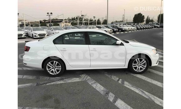 Acheter Import Voiture Volkswagen Jetta Blanc à Import - Dubai, A'ana Acheter Import Voiture Volkswagen Jetta Blanc à Import - Dubai, A'ana