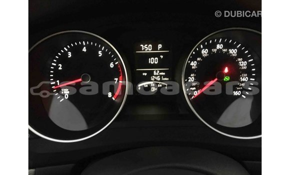 Acheter Import Voiture Volkswagen Jetta Blanc à Import - Dubai, A'ana Acheter Import Voiture Volkswagen Jetta Blanc à Import - Dubai, A'ana