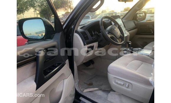 Buy Import Toyota Land Cruiser Black Car in Import - Dubai in A'ana Buy Import Toyota Land Cruiser Black Car in Import - Dubai in A'ana