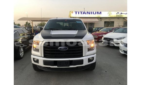 Buy Import Ford V8 White Car in Import - Dubai in A'ana Buy Import Ford V8 White Car in Import - Dubai in A'ana
