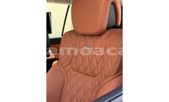 Acheter Import Voiture Toyota Land Cruiser Noir à Import - Dubai, A'ana Acheter Import Voiture Toyota Land Cruiser Noir à Import - Dubai, A'ana