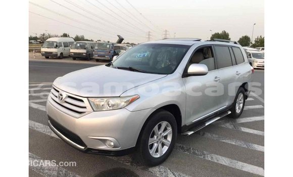 Acheter Import Voiture Toyota Highlander Autre à Import - Dubai, A'ana Acheter Import Voiture Toyota Highlander Autre à Import - Dubai, A'ana