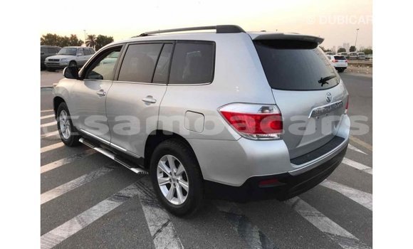 Acheter Import Voiture Toyota Highlander Autre à Import - Dubai, A'ana Acheter Import Voiture Toyota Highlander Autre à Import - Dubai, A'ana