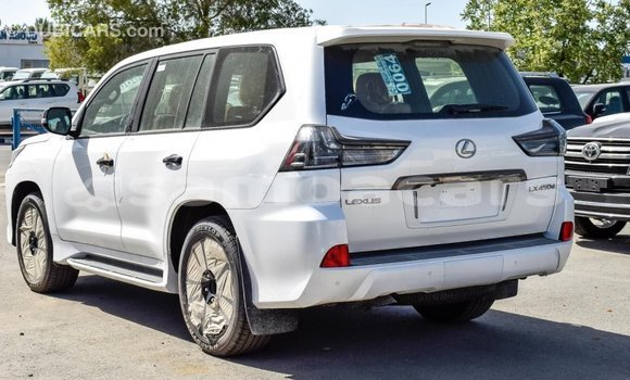 Acheter Import Voiture Lexus LX Blanc à Import - Dubai, A'ana Acheter Import Voiture Lexus LX Blanc à Import - Dubai, A'ana