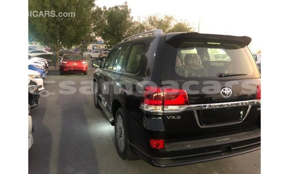 Buy Import Toyota Land Cruiser Black Car in Import - Dubai in A'ana Buy Import Toyota Land Cruiser Black Car in Import - Dubai in A'ana