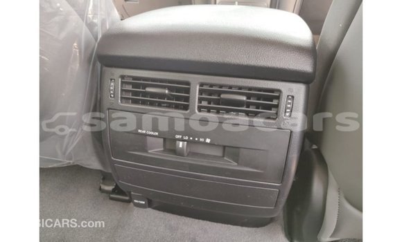 Acheter Import Voiture Toyota Land Cruiser Noir à Import - Dubai, A'ana Acheter Import Voiture Toyota Land Cruiser Noir à Import - Dubai, A'ana